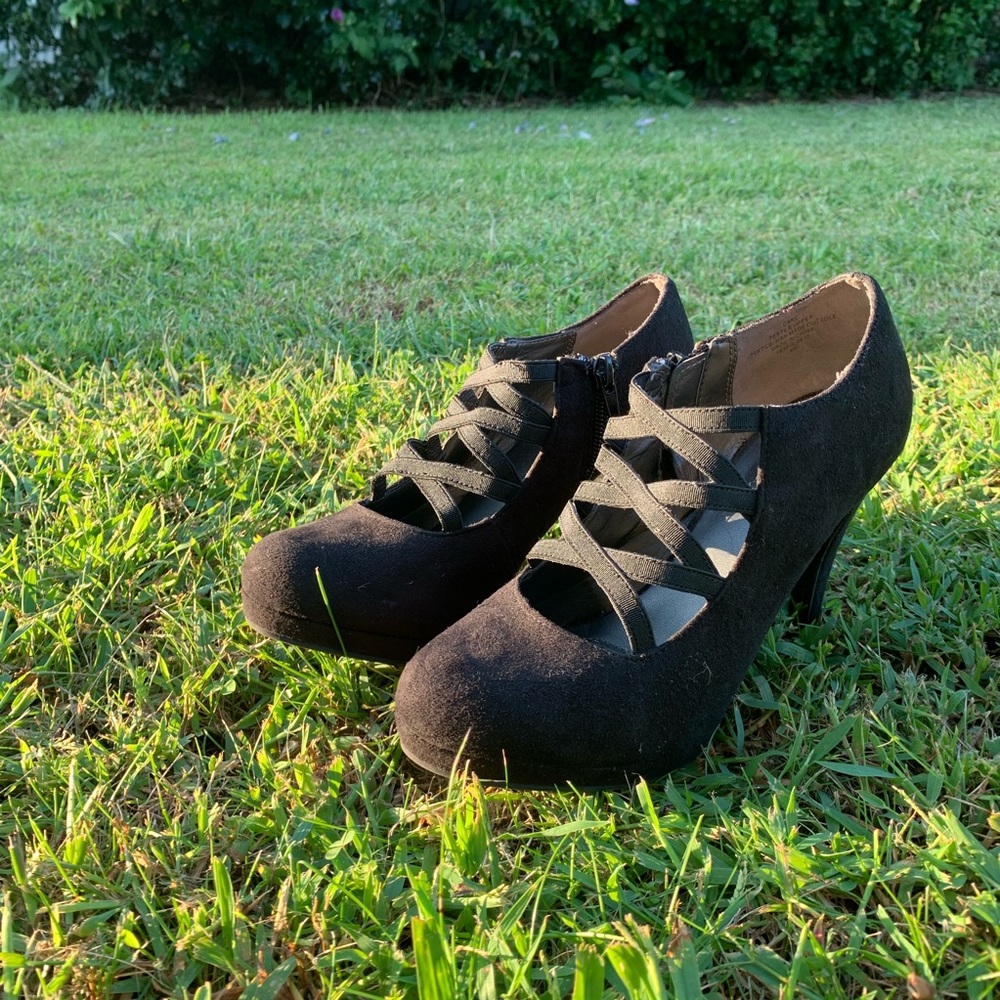 🍁🍂 Closed Toe Ankle Heels for Fall 🍁🍂